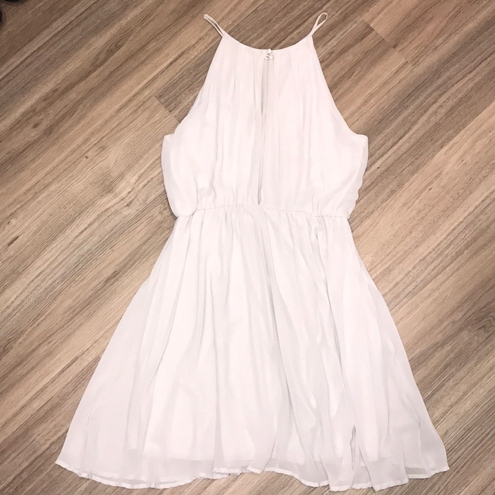 Dress - Picture 2 of 4